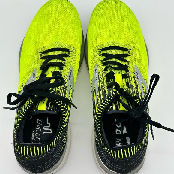 Brooks Ricochet Men\'s Athletic Shoes - Neon Yellow and Black